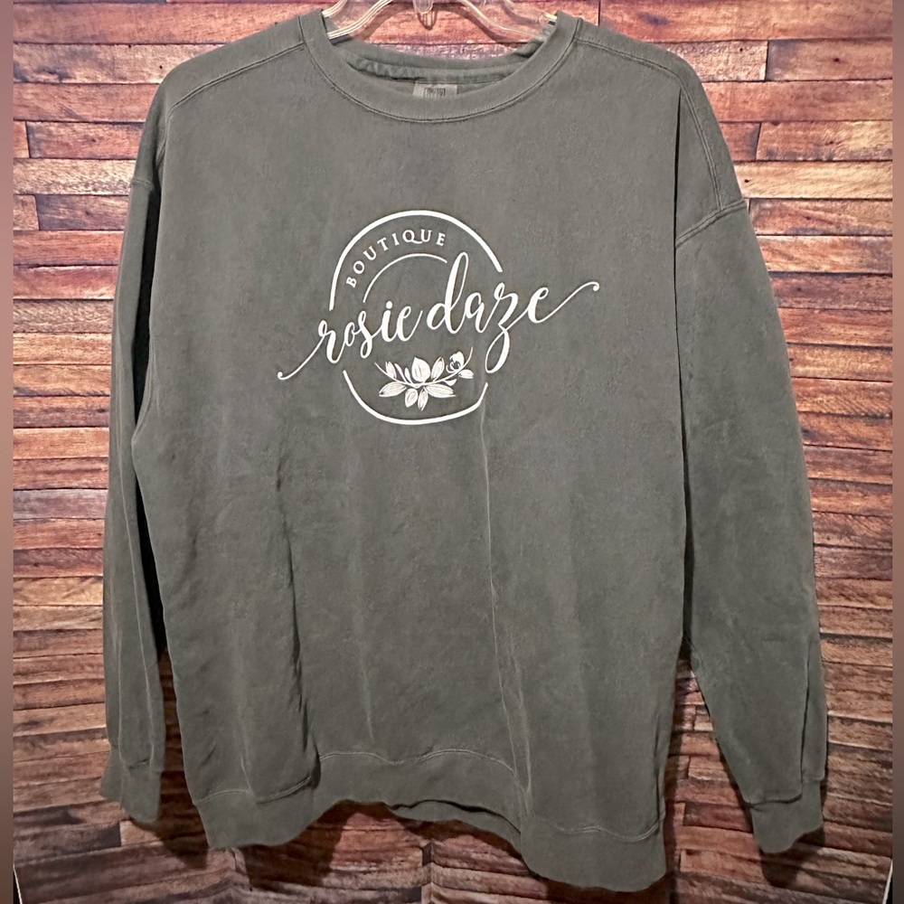 Rosie Daze Logo Comfort Colors Sweatshirt - Pepper